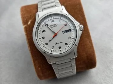 Seiko — Seiko Chronos 7433-7030 From October 1983 — Watch — resale