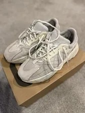 Adidas — Adidas Yeezy Boost 700 Analog ’S — Sneaker — resale