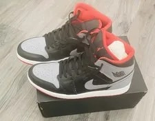 Jordan — Size 13 - Air Jordan 1 Mid — Sneaker — resale