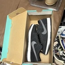 Nike SB — Nike Sb Dunk Low IW Light Size 8.5m Super Clean OG All — Sneaker — resale