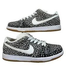 Nike SB — Nike Sb Dunk Low Road Dark Gum Print 2016 — Sneaker — resale