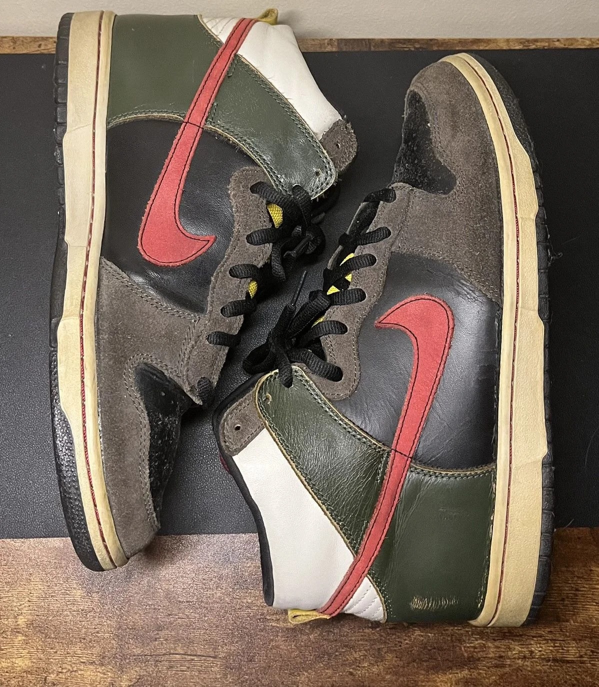 Nike SB — Nike SB Dunk High “ Boba Fett “ — Sneaker — resale