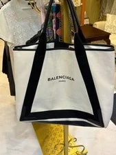 Balenciaga — Balenciaga Classic City / & A4 Storage Capacity — Handbag — resale