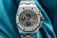 Audemars Piguet — Audemars Piguet Royal Oak Offshore Gray - 26470ST.OO.A104CR.01 — Watch — resale