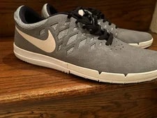 Nike SB — Nike SB Free Zoom / / Solid ? — Sneaker — resale