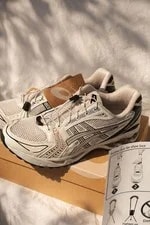 Asics — 10.5US Asics Gel-Kayano 14 Sme — Sneaker — resale