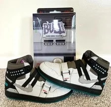 Nintendo — Bull Airs Custom Nintendo NES Power Glove SB Dunk — Sneaker — resale