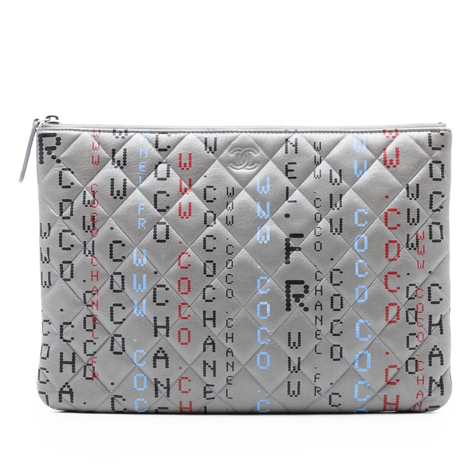 Chanel — Medium Data Center O Case — Handbag — resale