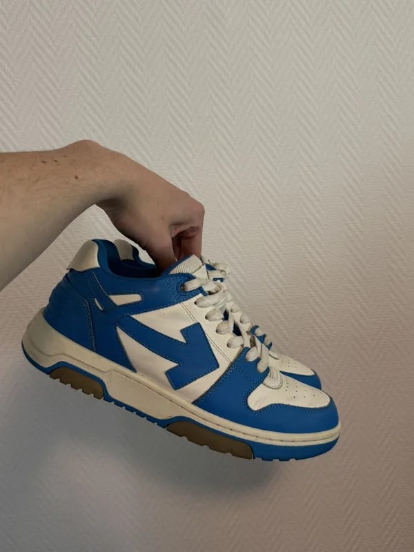 Off-White — Off-White Office — Sneaker — resale