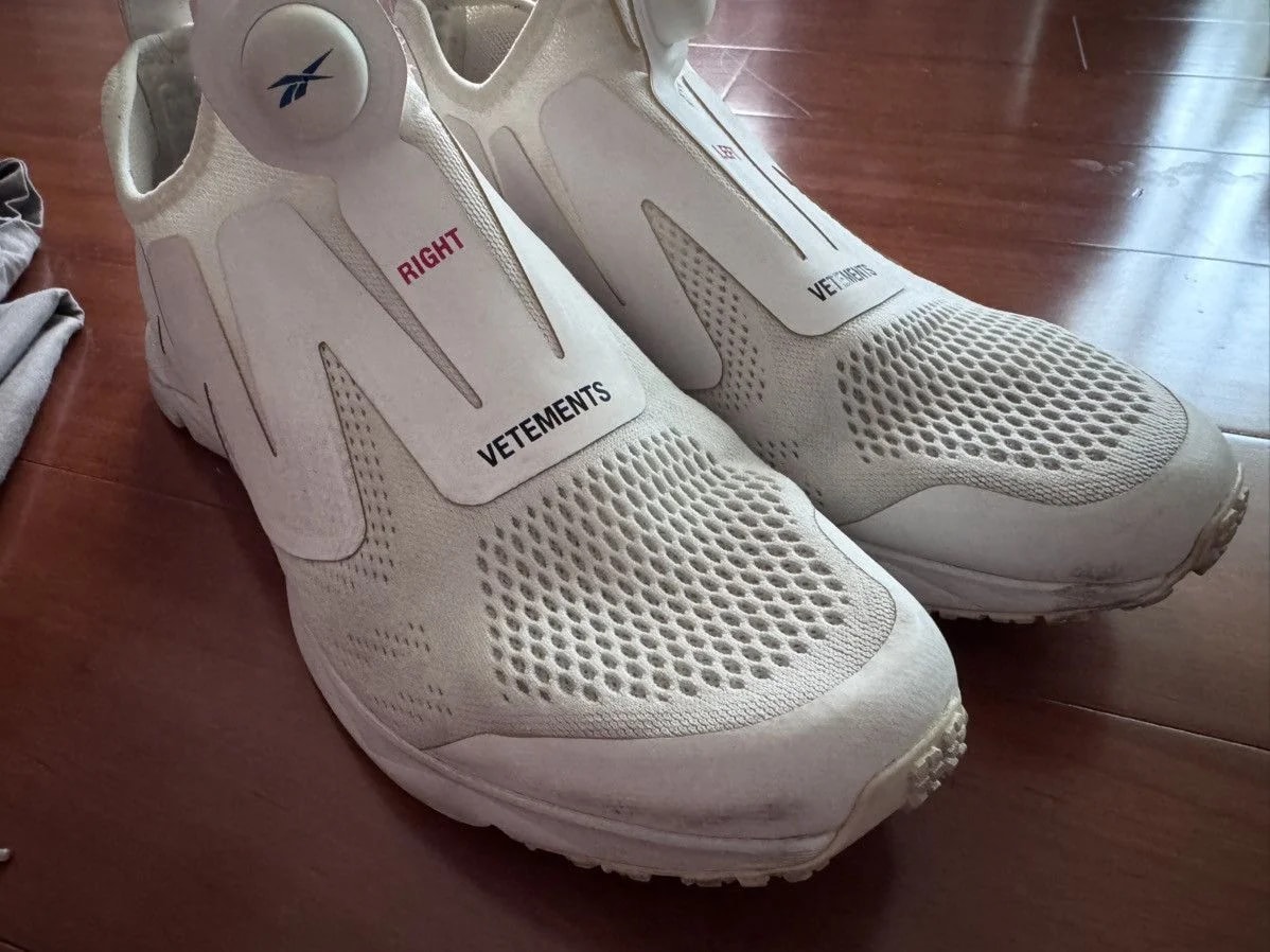 Reebok — Vetements X Reebok "Right & Left" Pump — Sneaker — resale
