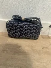 Goyard β Goyard Logo Print Zip Closure Brand Card β Handbag β resale