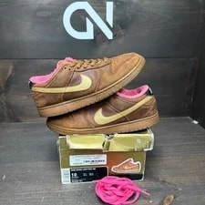 Nike SB — Nike SB Dunk Low Gibson Guitar Case Size 10 (RB) — Sneaker — resale