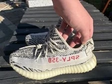 Yeezy — Yeezy 350 Boost Zebras Size 7.5 ’s US — Sneaker — resale