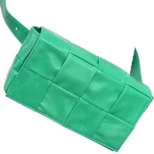 Bottega Veneta — Bottega Veneta Cassette Belt Parakeet Maxi 651053 — Handbag — resale
