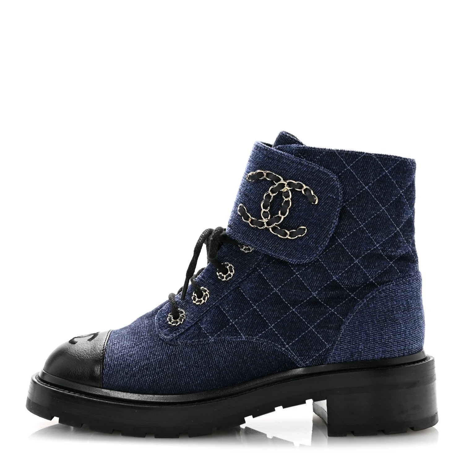 Chanel — Shiny Lace Up Combat 39 — Designer Shoe — resale