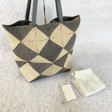 Loewe — Loewe 25SS Puzzle Fold Puzzle XL Rafia — Handbag — resale