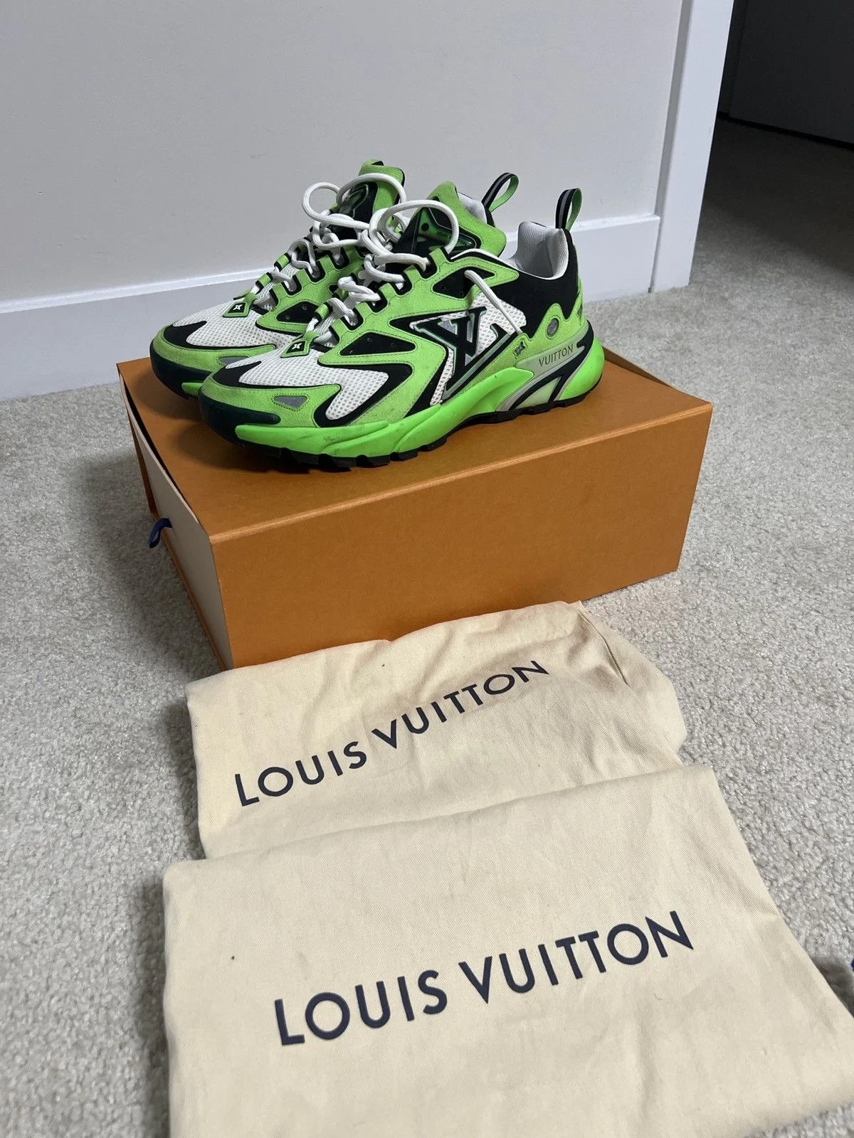 Louis Vuitton — Louis Vuitton Runner Tatic — Sneaker — resale