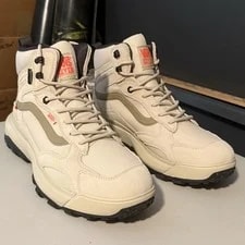 VANS — Size 10.5 - Vans MTE Crestline ADV GTX Gore-tex Boots $230 — Sneaker — resale