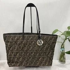 Fendi — Fendi Quilted ZZ505 26.06.03 — Handbag — resale