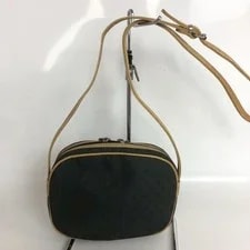 Fendi — Fendi Logo Crossbody 20cm 50cm — Handbag — resale