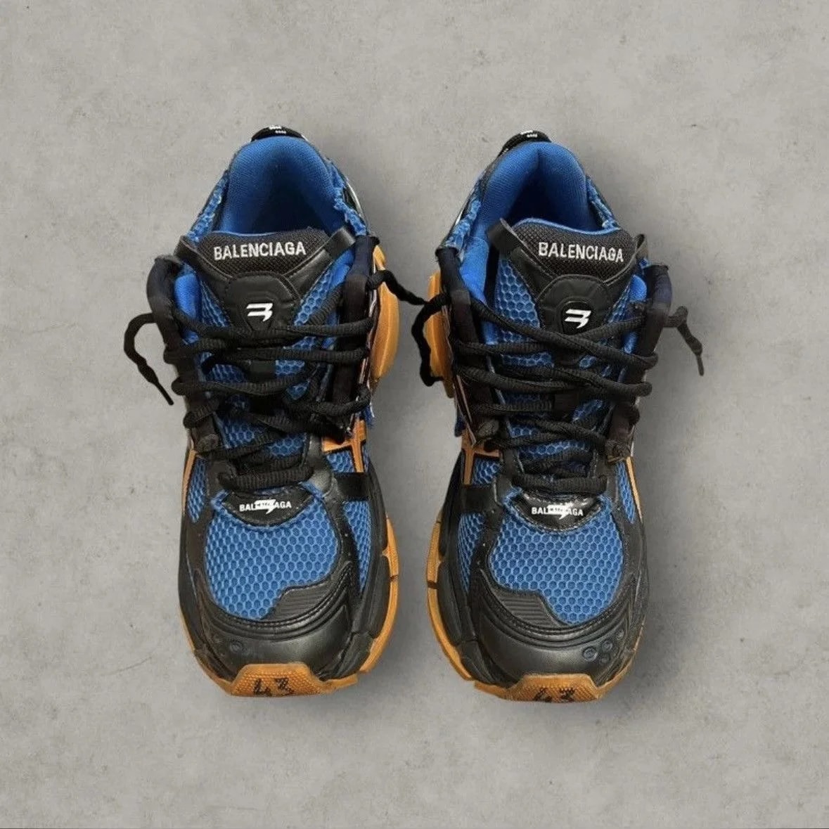 Balenciaga — Balenciaga Runner (Knicks) — Sneaker — resale