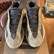 Yeezy — Yeezy Boost 700 v3 Fade Salt , Size 11 ’S With Box — Sneaker — resale