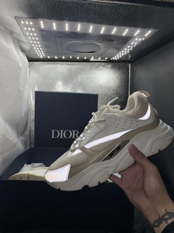 Dior — B22 🔥 — Sneaker — resale