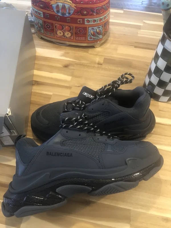 Balenciaga — NEW Balenciaga Triple S Dark — Sneaker — resale