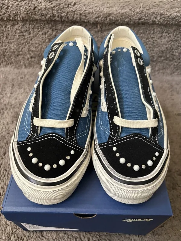 Vans — Vans LX Old Skool 36 Pearlized 7 /7.5 — Sneaker — resale