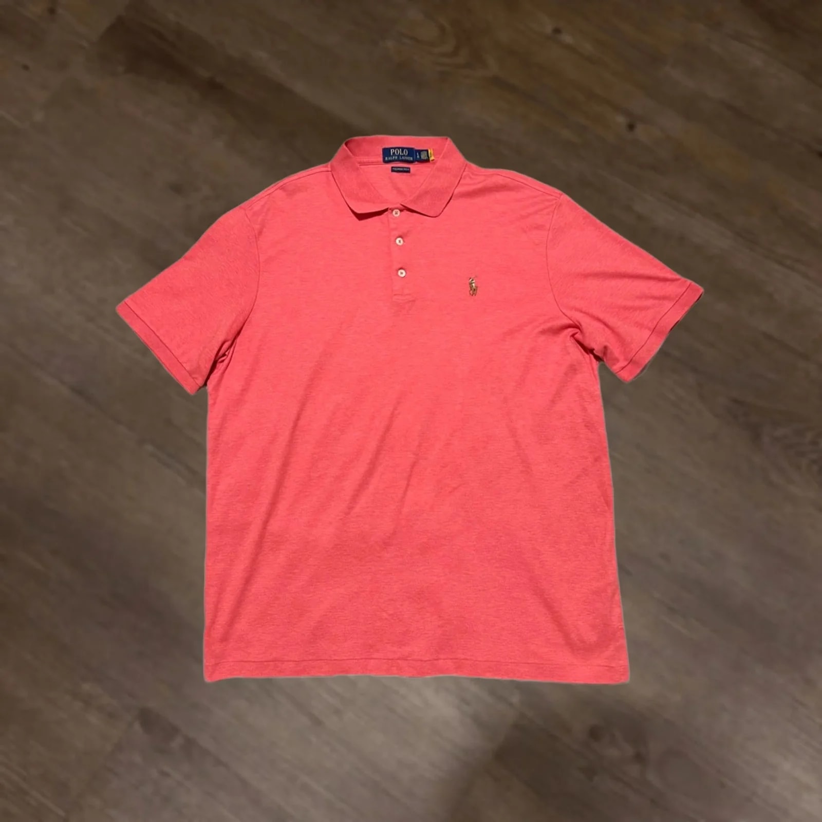 Polo Ralph Lauren — Polo Ralph Lauren Polo ’s Large Classic Fit Short Sleeve Highland — streetwear — resale