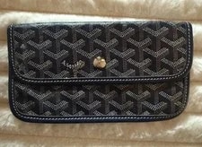 Goyard — Goyard St Louis Pochette SLG Small Snap Accessory — Handbag — resale