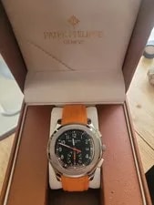 Patek Philippe — Patek Philippe Aquanaut . — Watch — resale