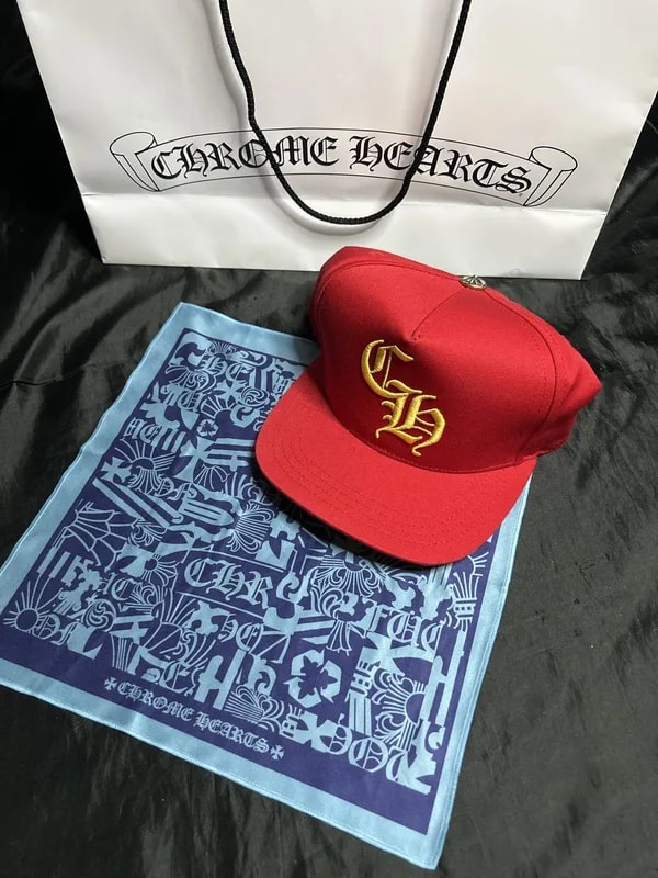 Chrome Hearts — Hearts / CH BaseBall Hat — Handbag — resale