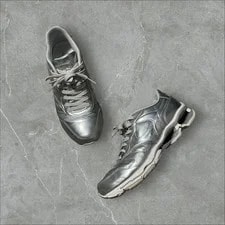 Mizuno — Mizuno 8.5US Y2K Old Wave JPN Limited Edition Collaboration Mod — Sneaker — resale