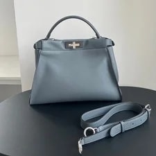 Fendi — Fendi I See U Peekaboo Medium HW — Handbag — resale