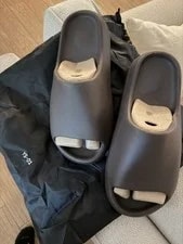 Yeezy — Yeezy Slide Size 10. Ys-1 — Sneaker — resale