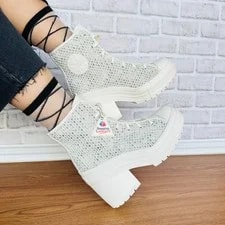 Converse — Converse Chuck 70 de Luxe Heel Platform 9.5 Shoes Egret Boots A07535C — Sneaker — resale