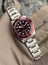 Tudor — 2025 Tudor Black Bay 58 Burgundy 39mm 3-Link Red M7939A1A0RU-0002 — Watch — resale