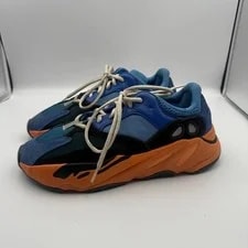 Yeezy — Yeezy Boost 700 Bright Size 9. GZ0541 / ’s . No Box — Sneaker — resale