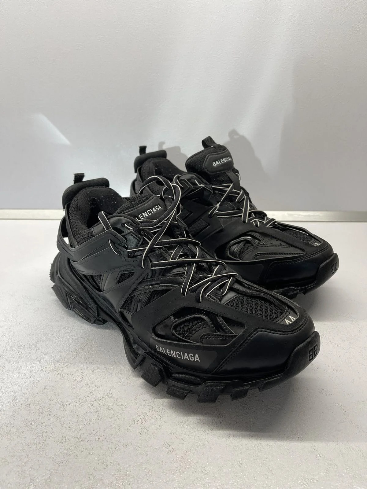 Balenciaga — Balenciaga Track All — Sneaker — resale