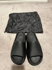 Yeezy — Yeezy Slides - 01 — Sneaker — resale