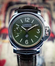 Panerai — Panerai Luminor Logo Sun-Brushed Green Dial 44mm 3 OEM Straps + 2 OEM Buckles — Watch — resale