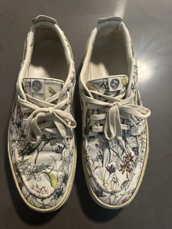 Gucci — Gucci 10 Floral With GG Logo — Sneaker — resale