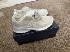 KITH — 990v3 Kith Hallow 9 — Sneaker — resale
