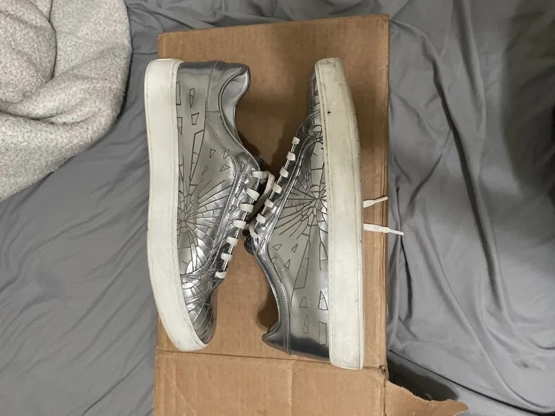 Dior — Broken Hearts — Sneaker — resale