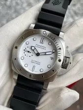 Panerai — Panerai 1590 Submersible Bianco Automatic 42MM White Dial PAM01590 — Watch — resale