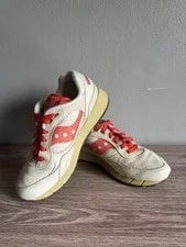 Saucony — Saucony 6000 Shoes ’s Size 7 New York Cheesecake — Sneaker — resale