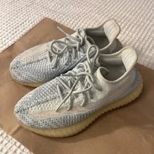 Yeezy — Yeezy 350 V2 Cloud Size 6 SKU#FW3043 — Sneaker — resale