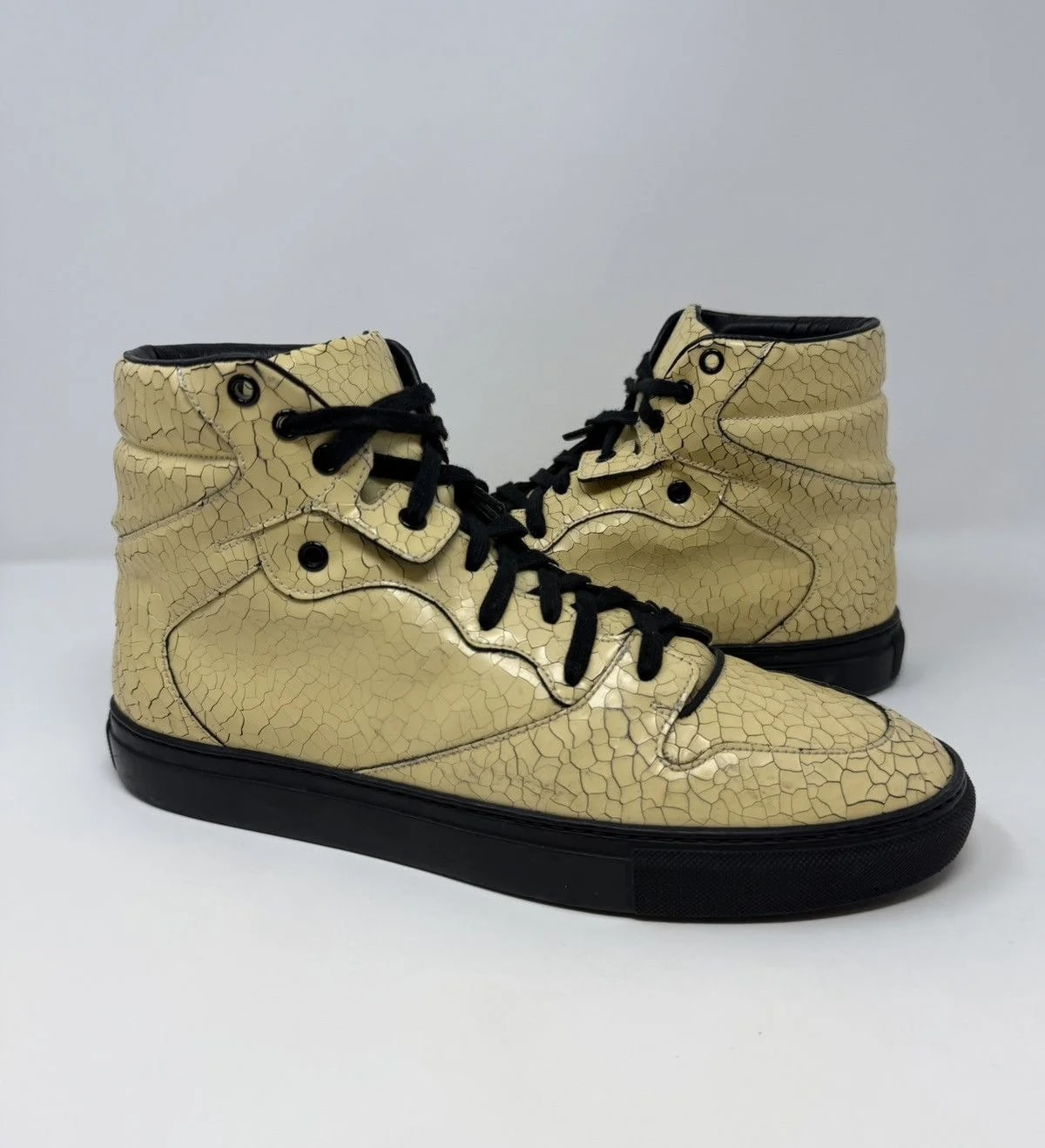 Balenciaga — Balenciaga Arena Cracked High Top — Sneaker — resale